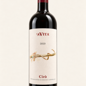 Bottiglia ’A Vita ciro-2020 su fondo avorio — Radici Calabre